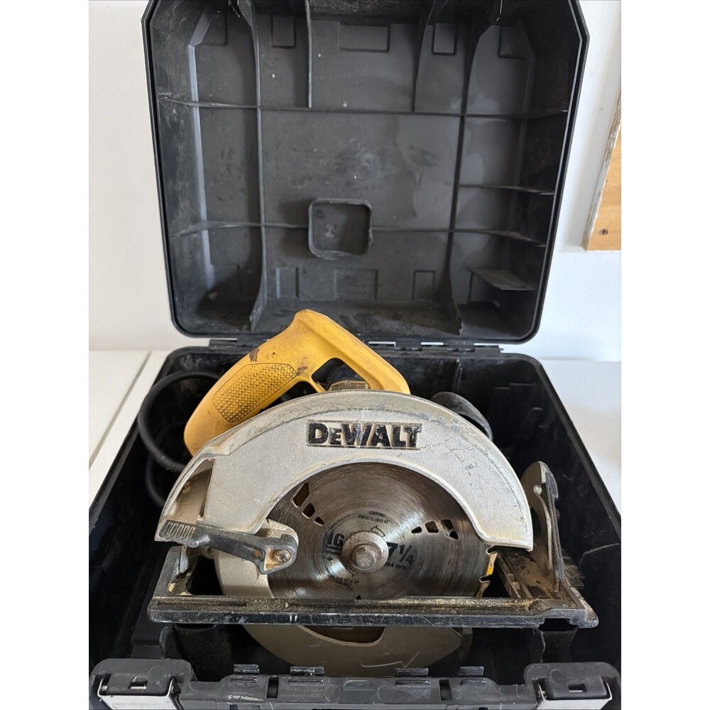 DeWalt DW369 7-1/4" Corded Circular Saw - Heavy Duty 15 Amp 5800 RPM